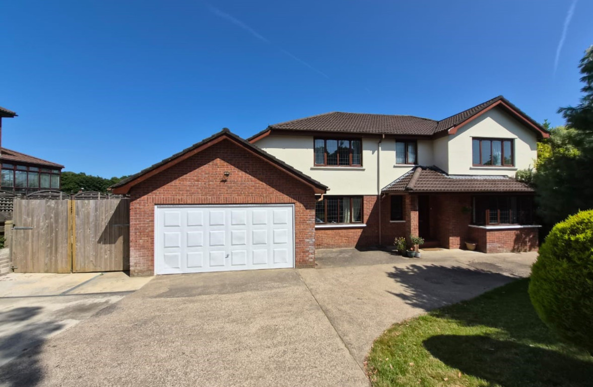 26 Farmhill Park, Douglas, IM2 2EE