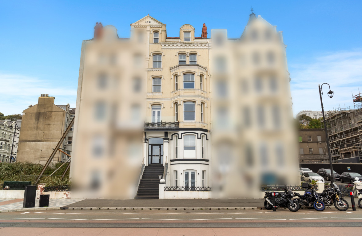 Apt. 5 Kenilworth Apartments, Central Promenade, Douglas, IM2 4LU